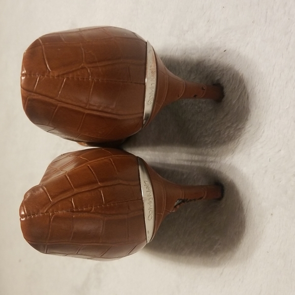 Calvin Klein Brown Leather Heels Women's Size 9m - Picture 3 of 6
